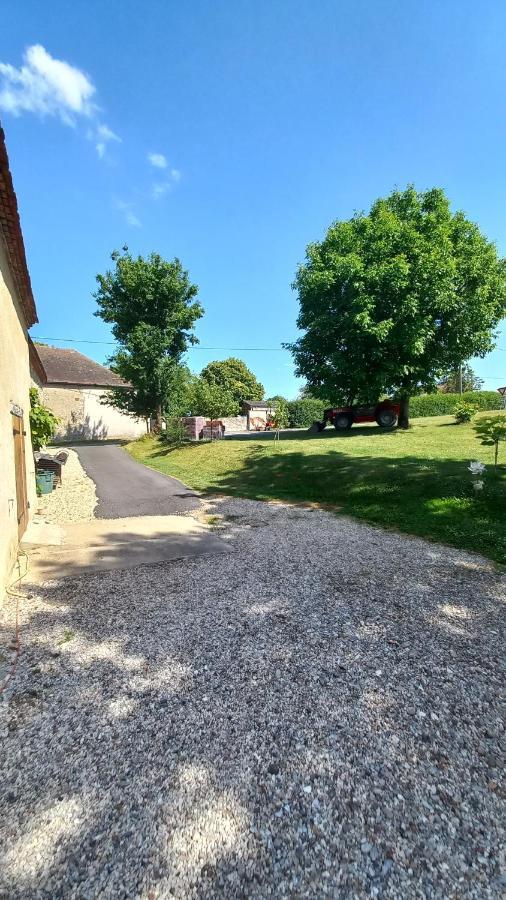 Apartamento Le Calme A La Campagne Besson Exterior foto